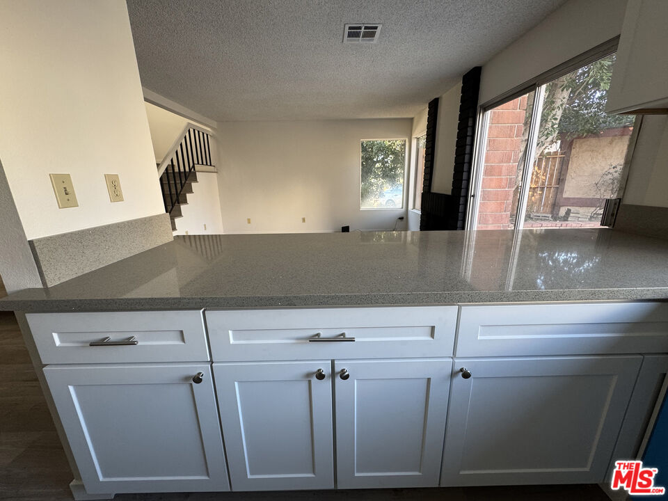 12218 Leayn Ct