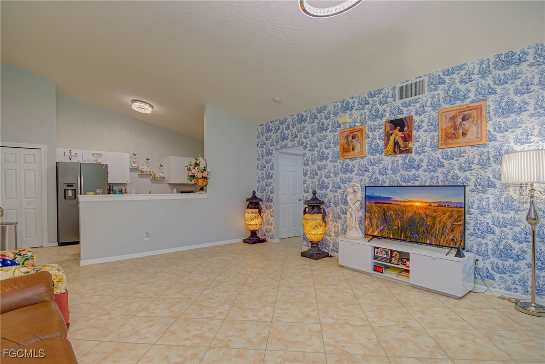 1050 Hancock Creek South BLVD 203