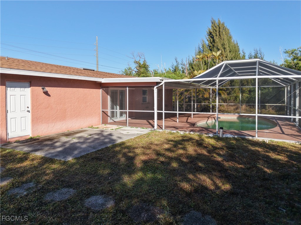 5946 Stringfellow RD