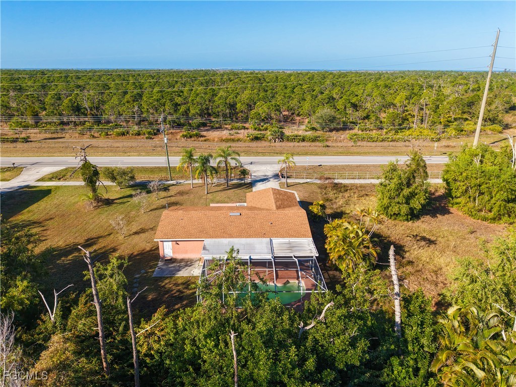 5946 Stringfellow RD