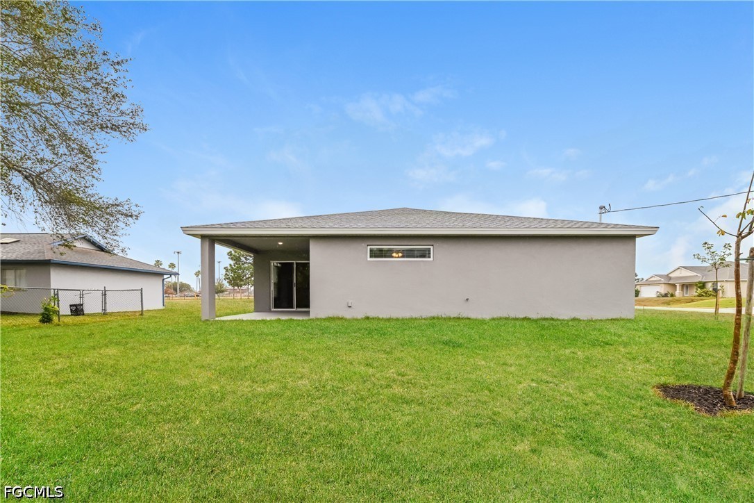 719 SW 13th TER
