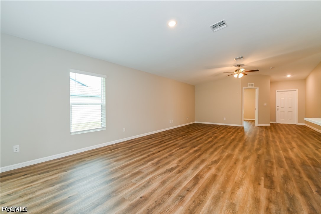 719 SW 13th TER