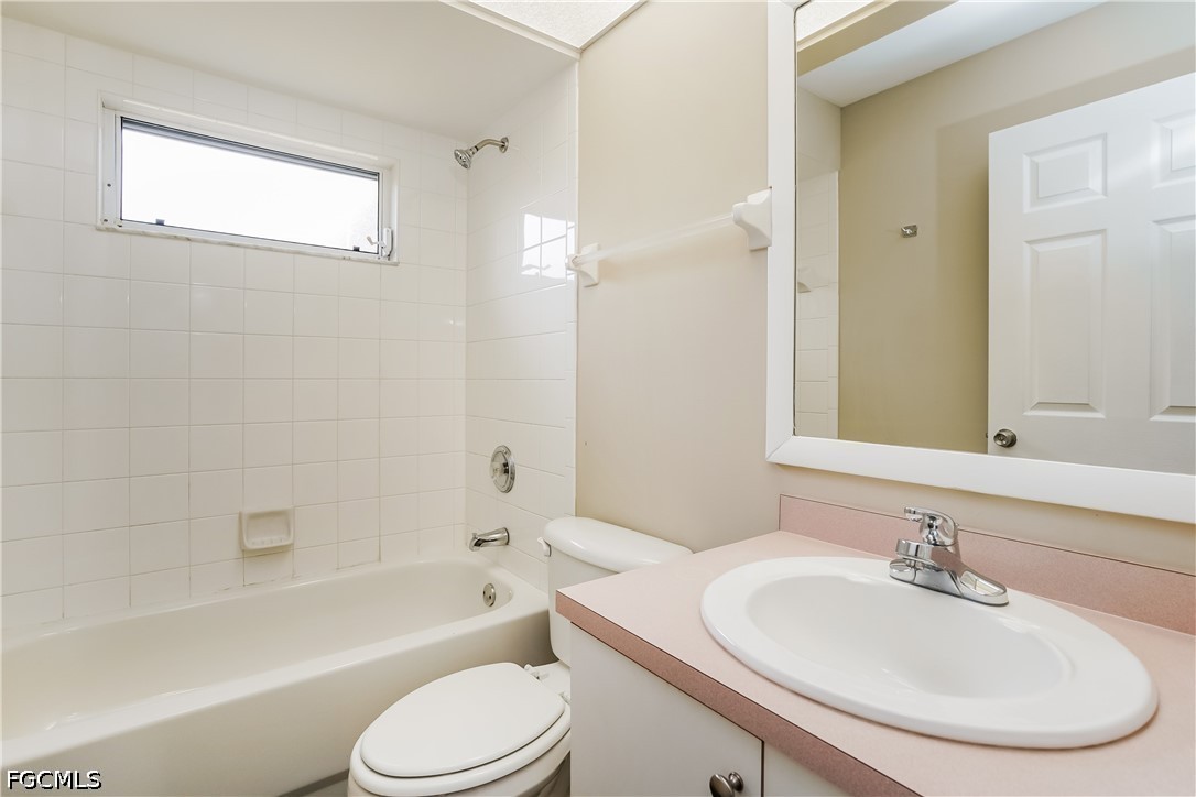 501 SE 17th TER