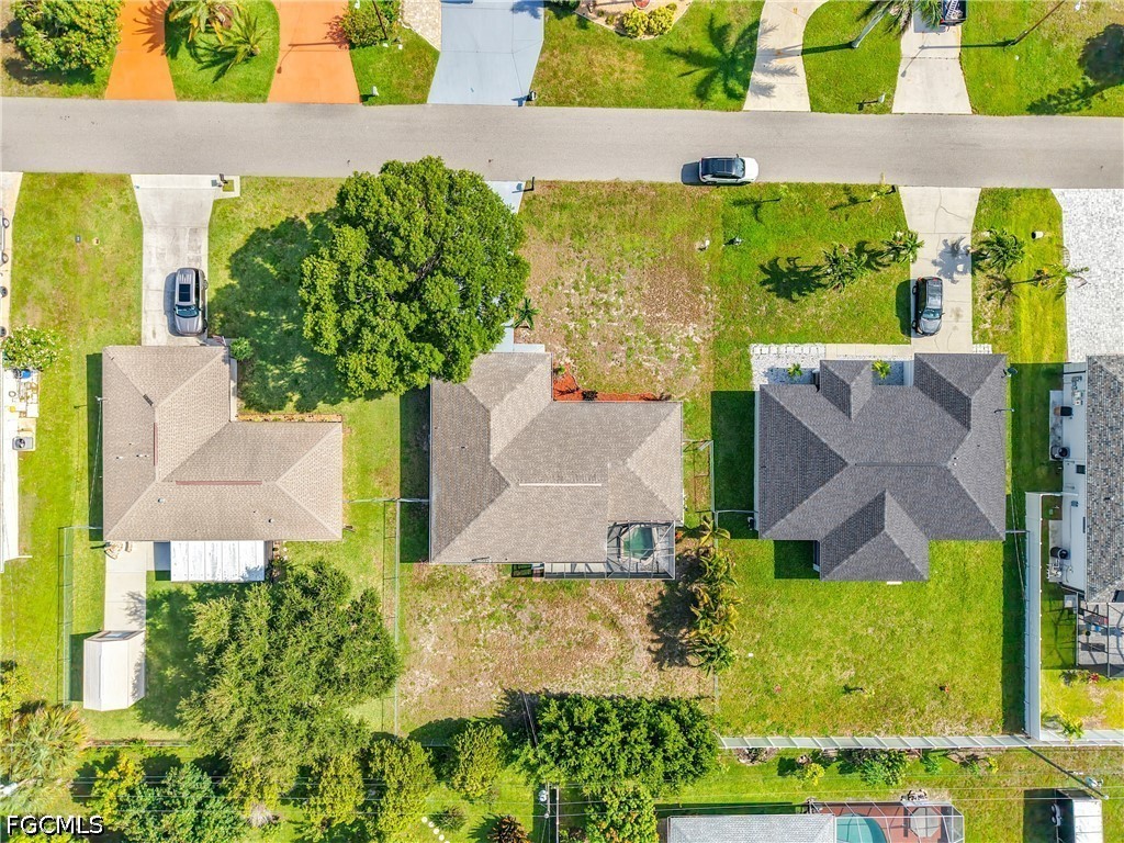 528 SE 27th ST