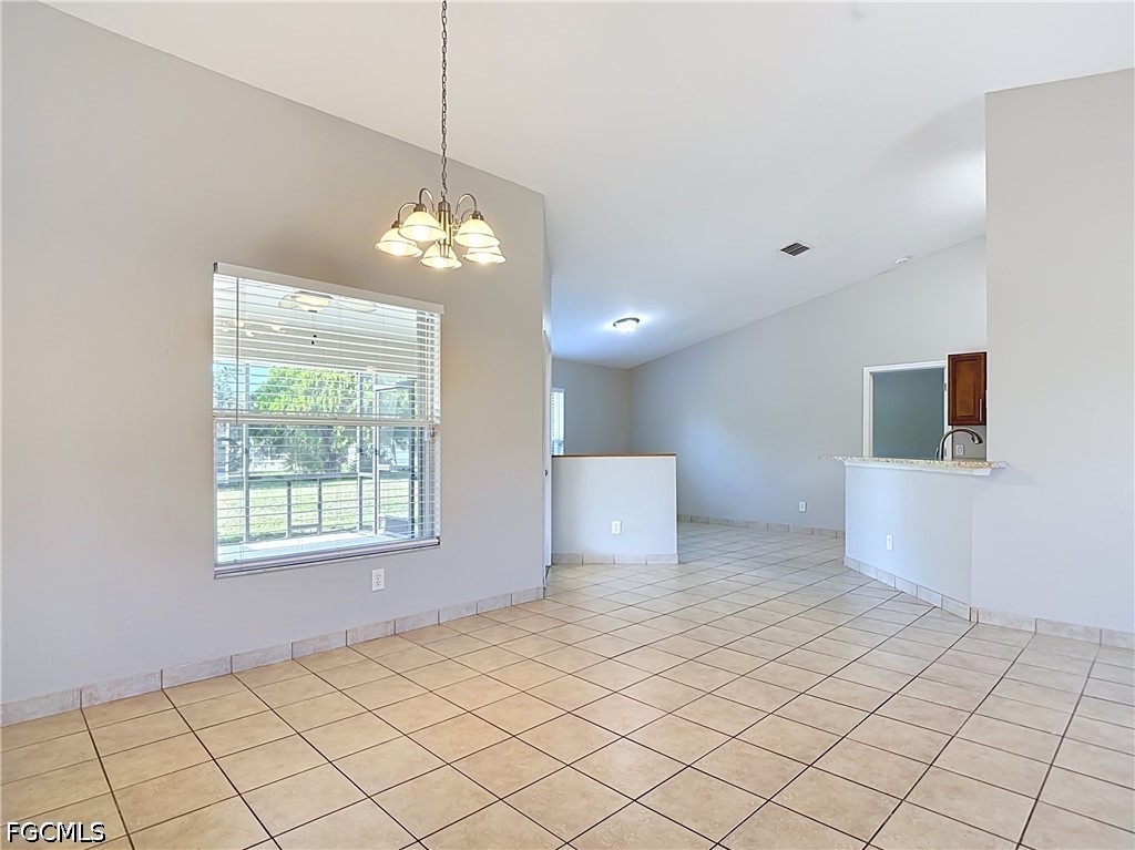 528 SE 27th ST