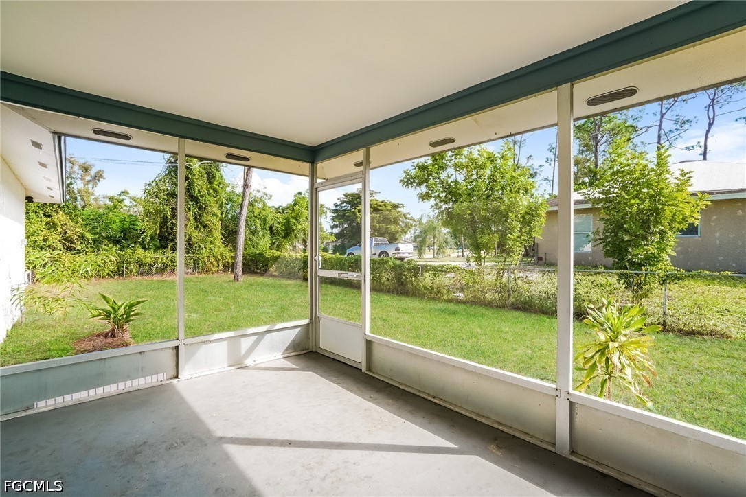 19035 Miami BLVD