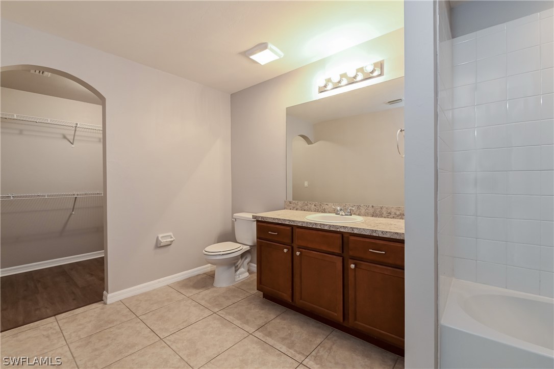 1606 SW 27th TER
