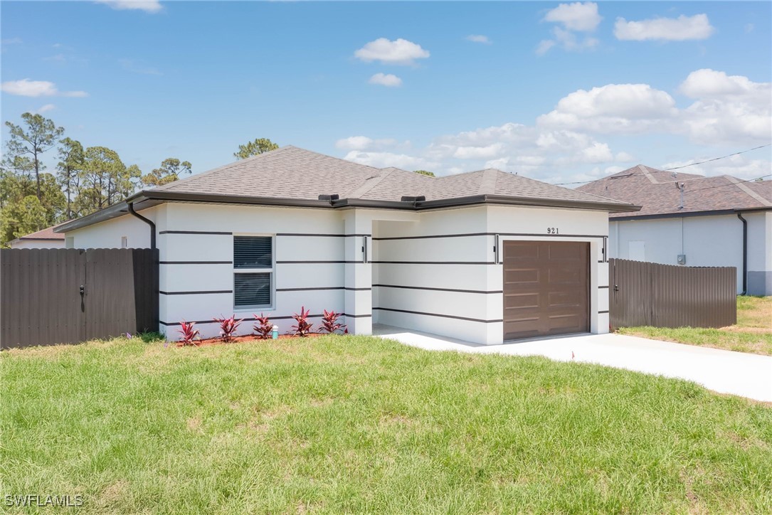 812 Jaguar BLVD