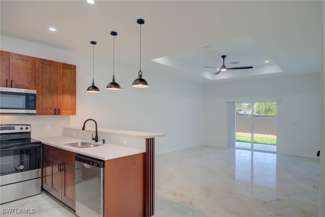 812 Jaguar BLVD