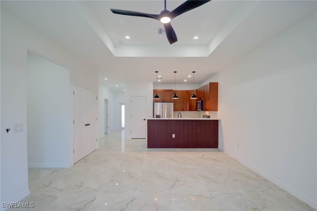 812 Jaguar BLVD