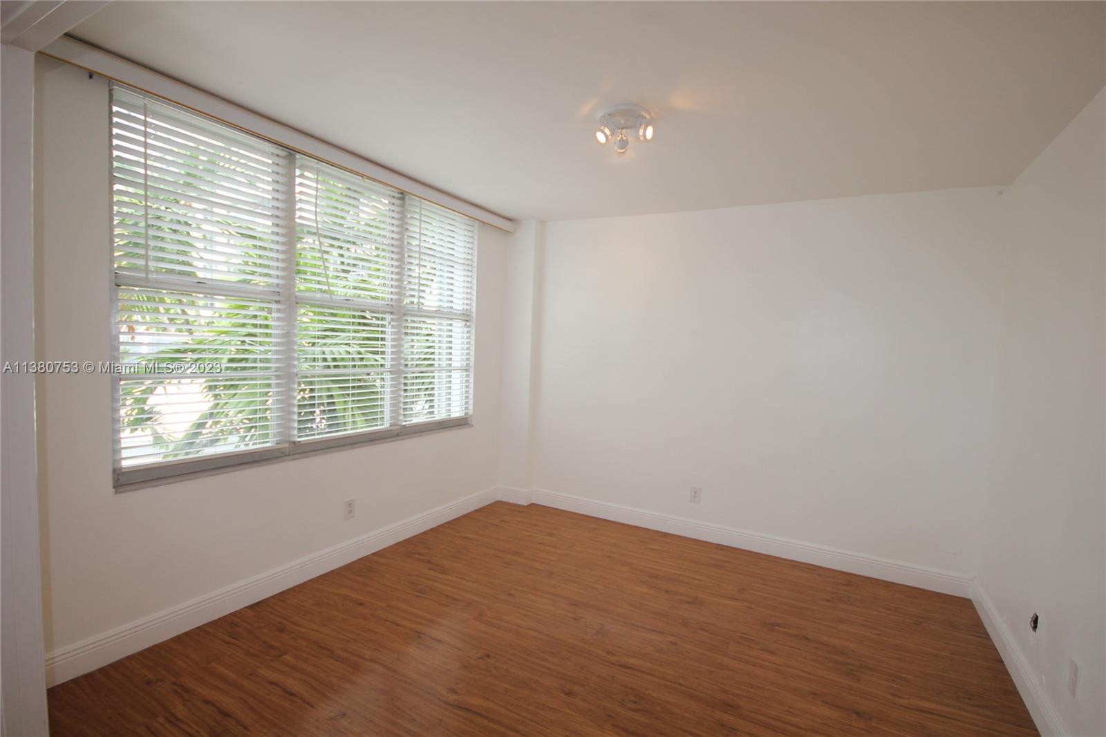 5151 Collins Ave # 422