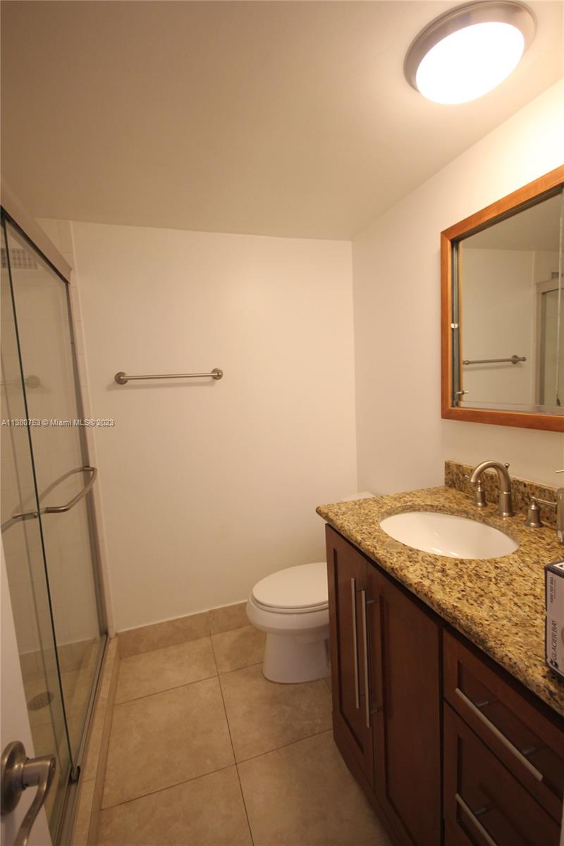 5151 Collins Ave # 422