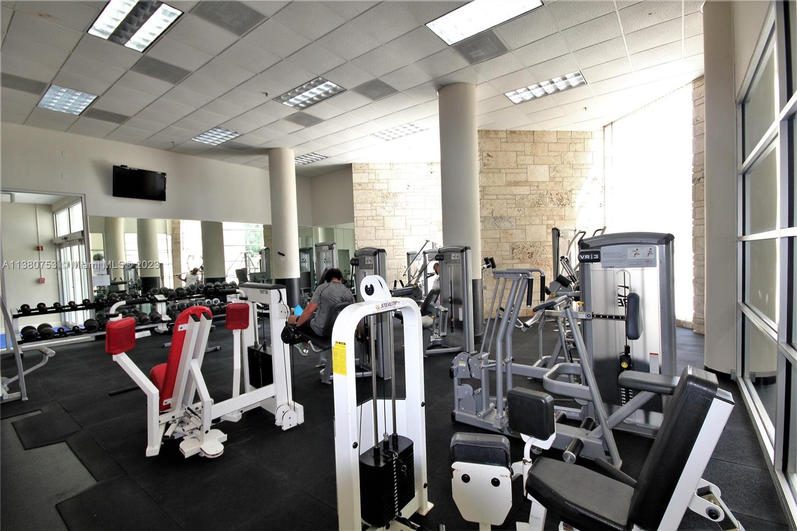 5151 Collins Ave # 422