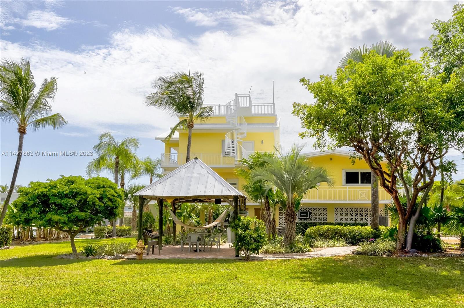 119 Harbor Dr & Adjacent Lot