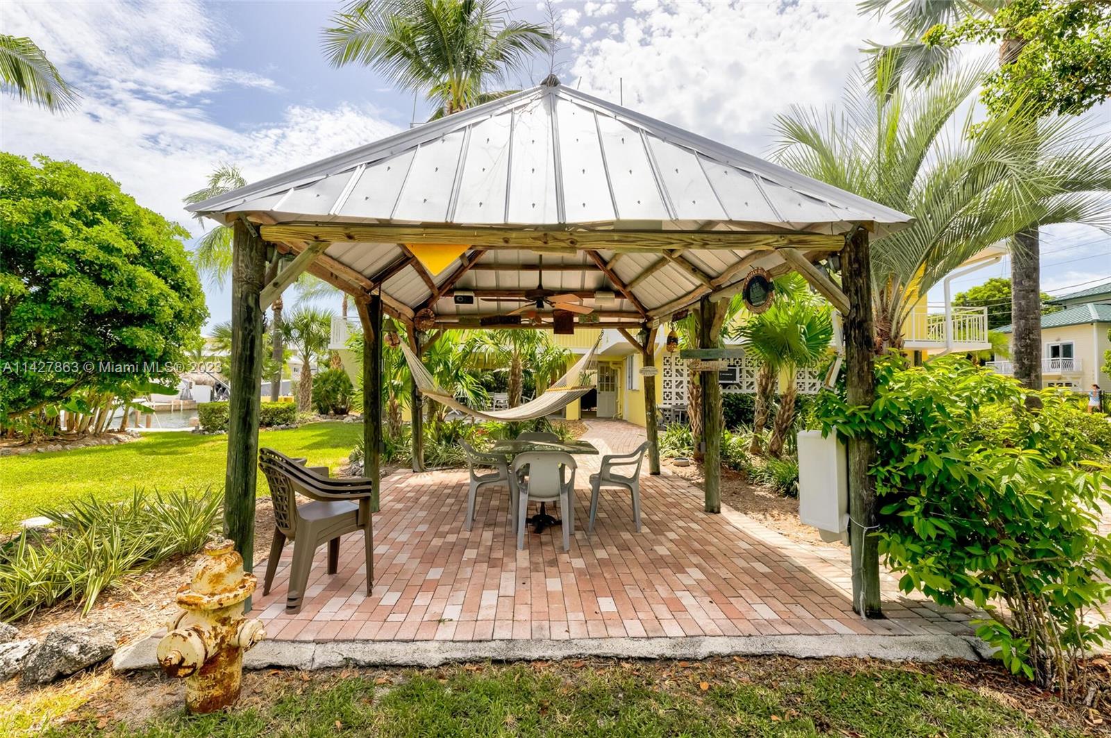 119 Harbor Dr & Adjacent Lot