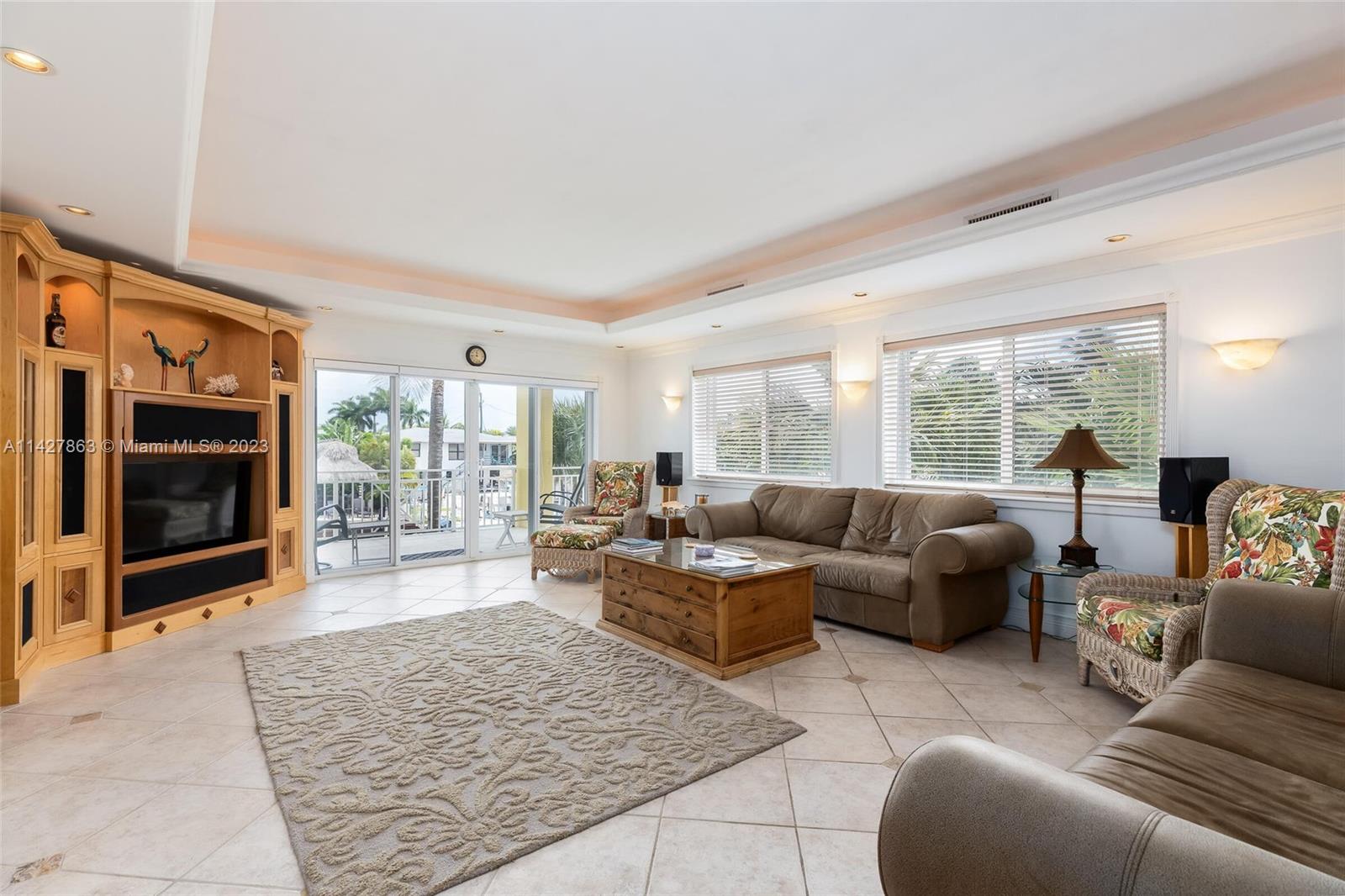 119 Harbor Dr & Adjacent Lot