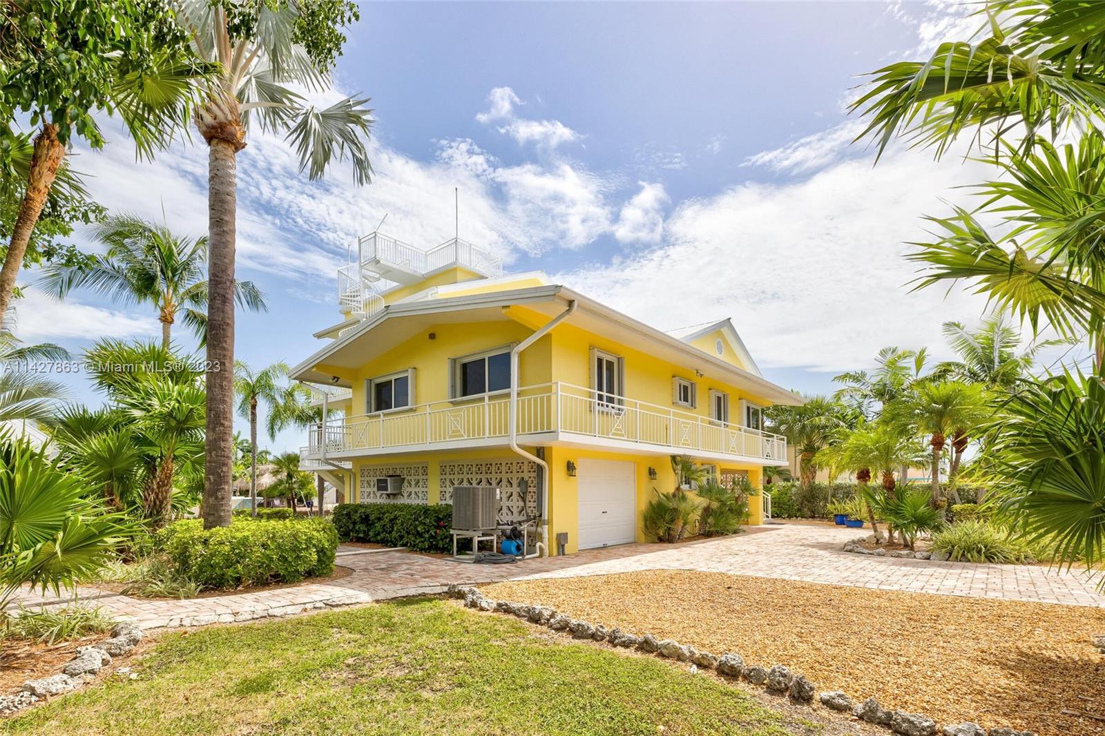 119 Harbor Dr & Adjacent Lot