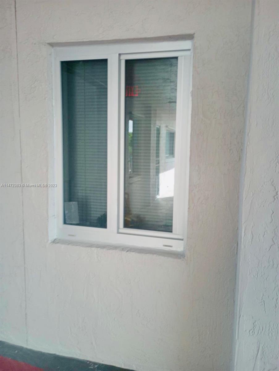 9917 W Okeechobee Rd # 207 Unit: 3-207