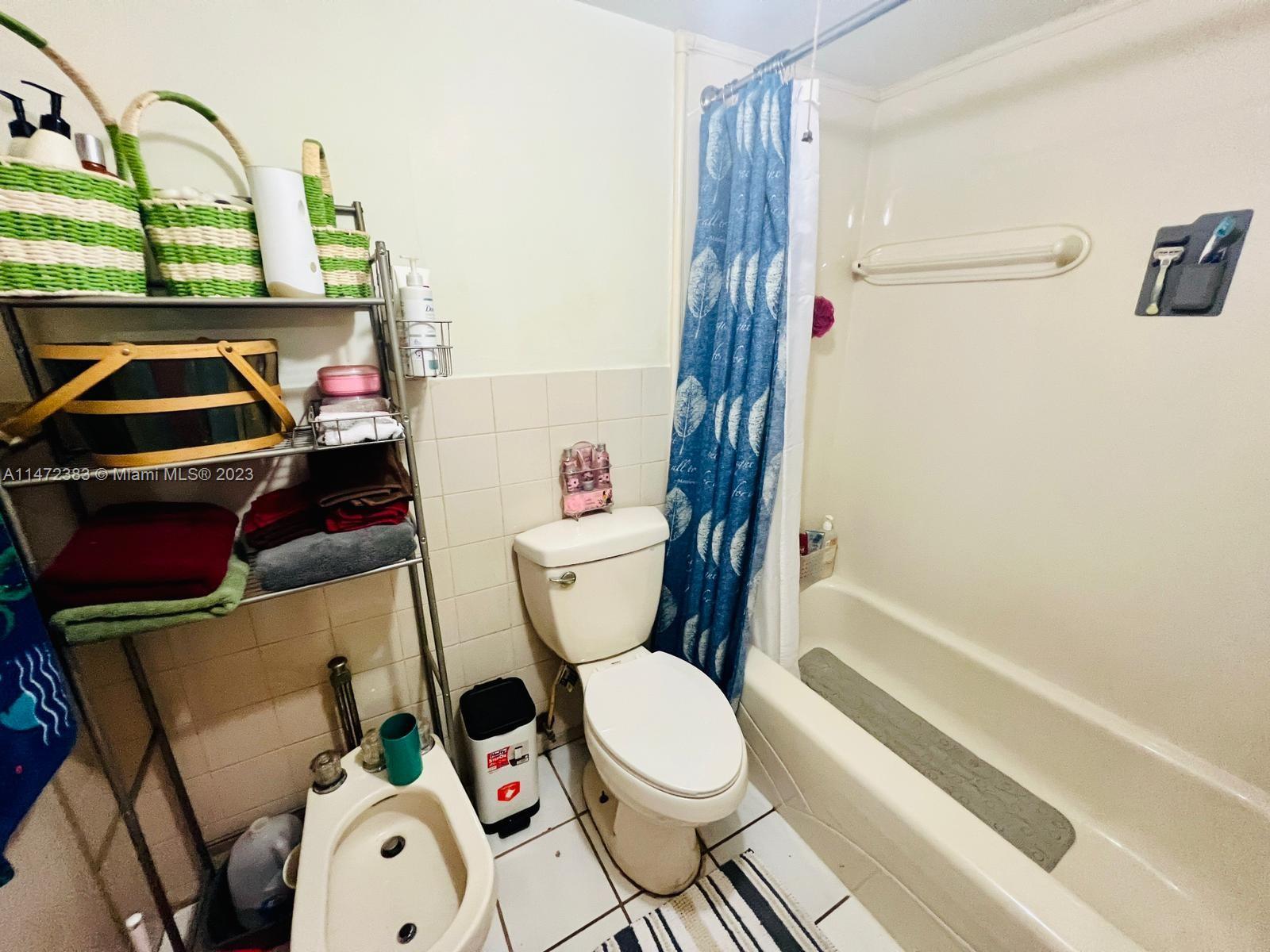 9917 W Okeechobee Rd # 207 Unit: 3-207