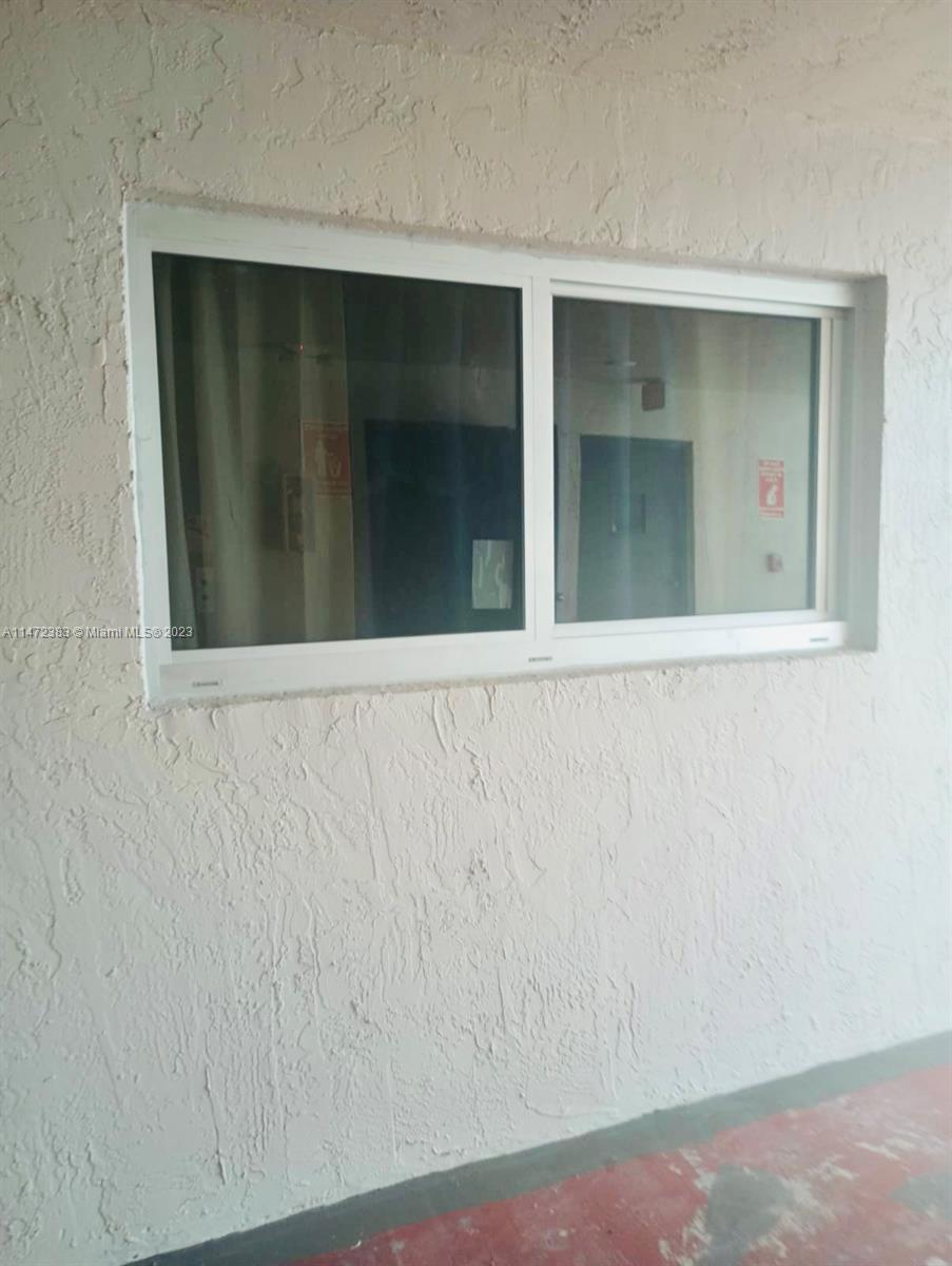 9917 W Okeechobee Rd # 207 Unit: 3-207