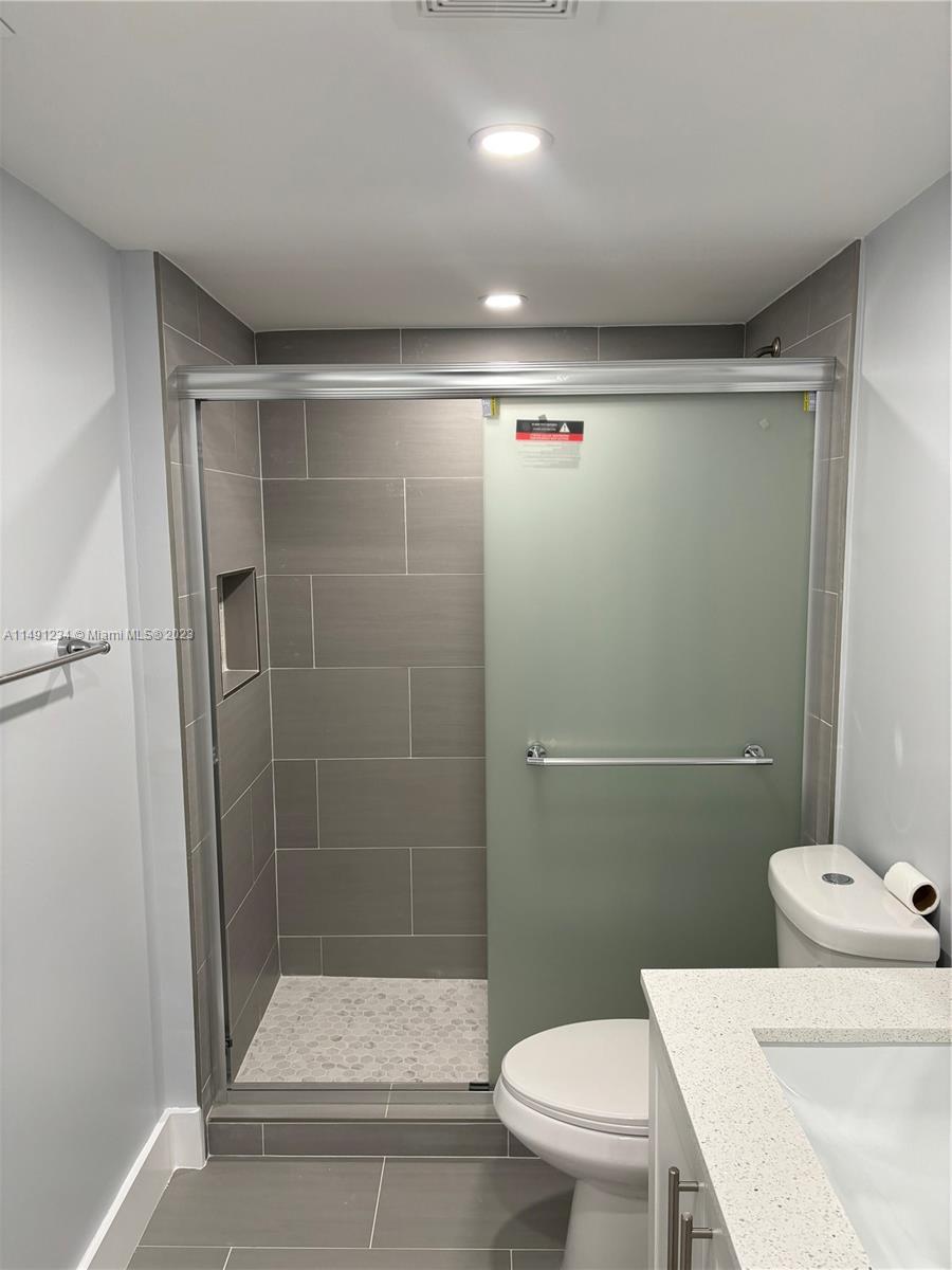 701 SW 128th Ave # 214F