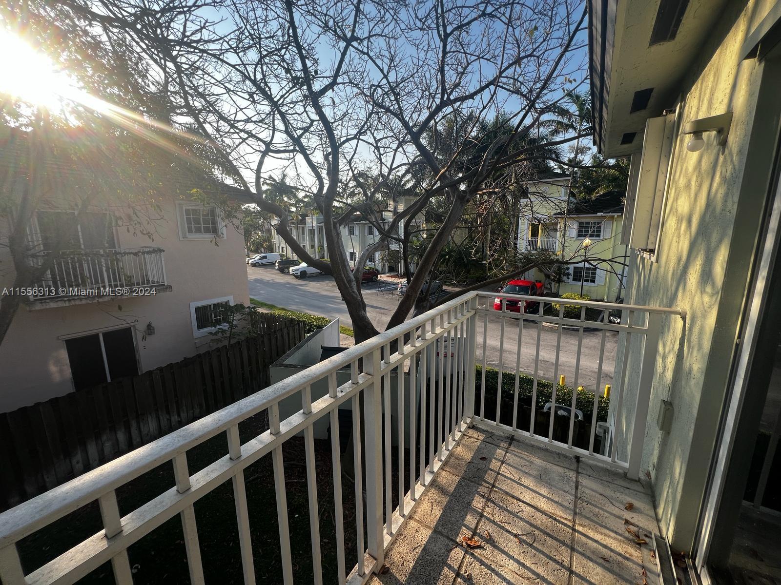 375 NE 26th Ave # 204