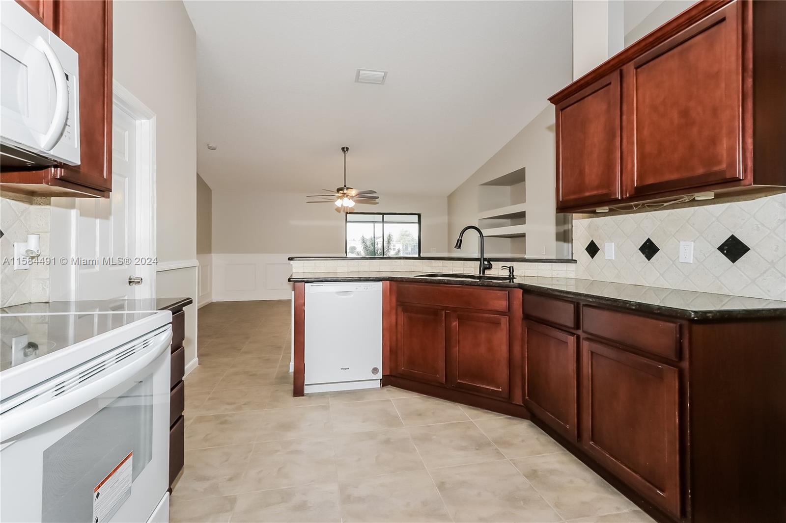 1666 SW Caisor Ave, Port St. Lucie