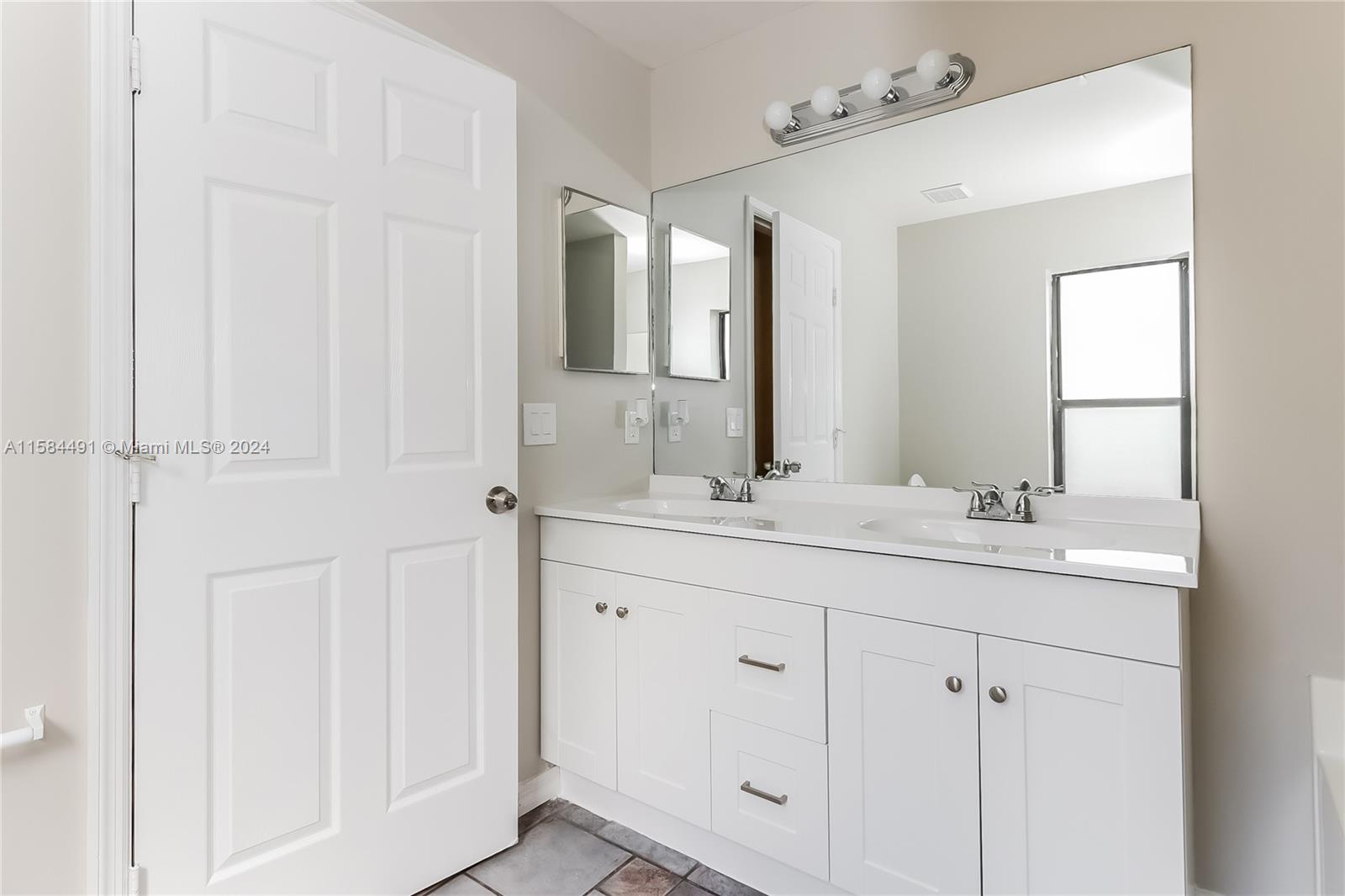 1666 SW Caisor Ave, Port St. Lucie