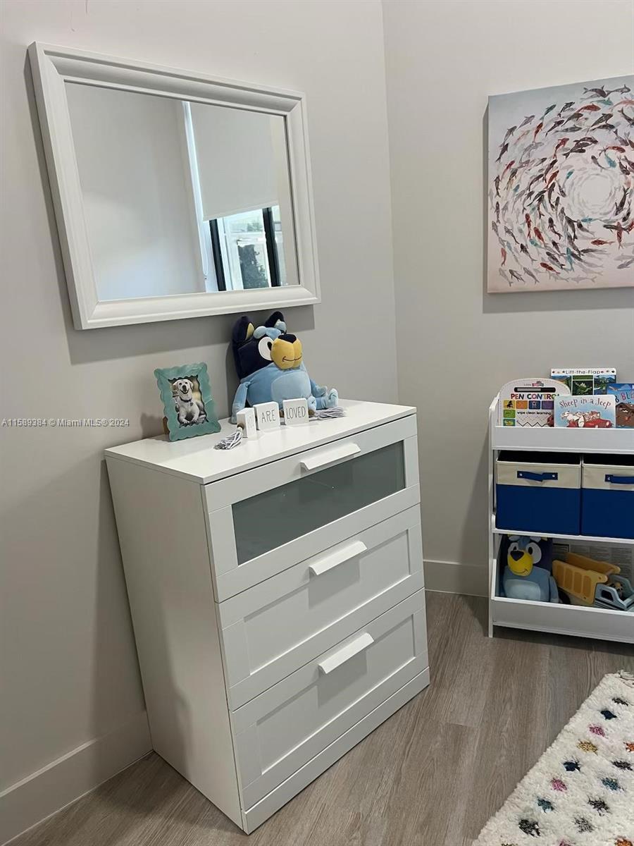 18412 Homestead Ave # 220