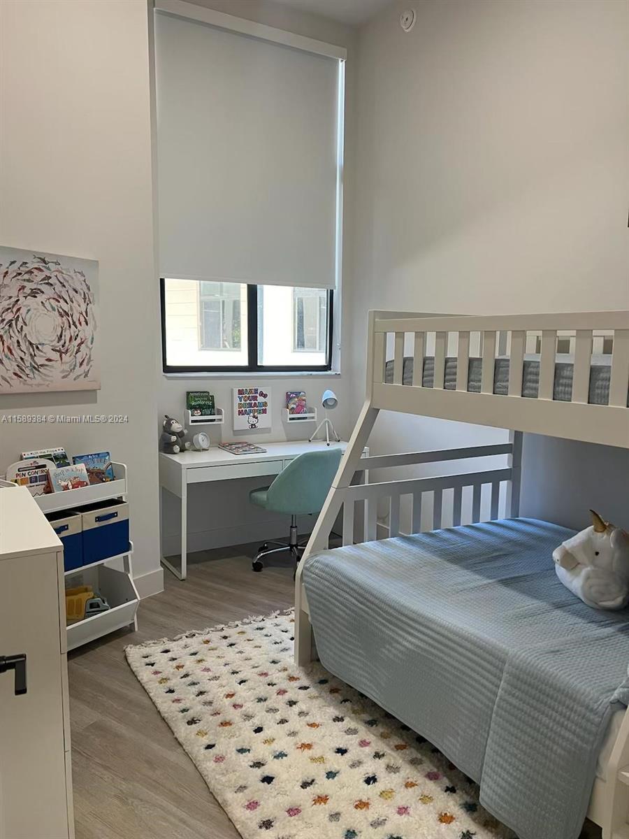 18412 Homestead Ave # 220