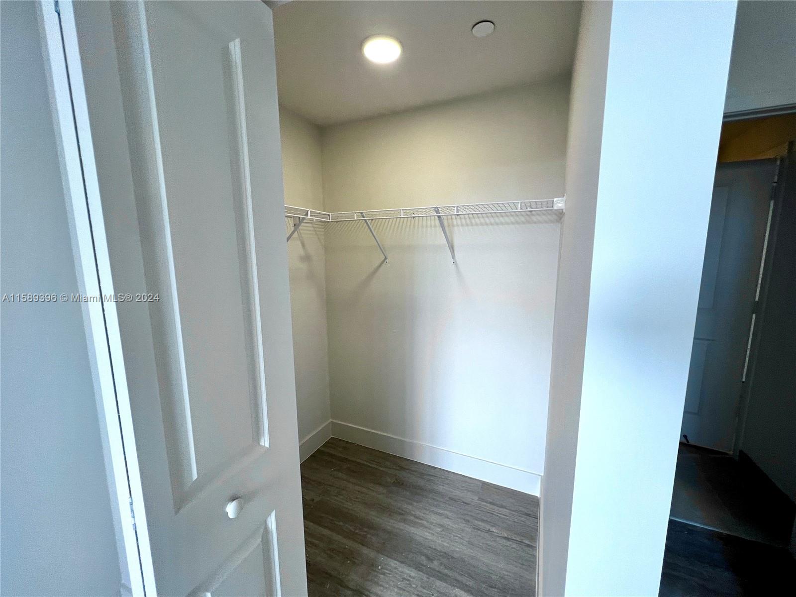 18412 Homestead Ave # 506