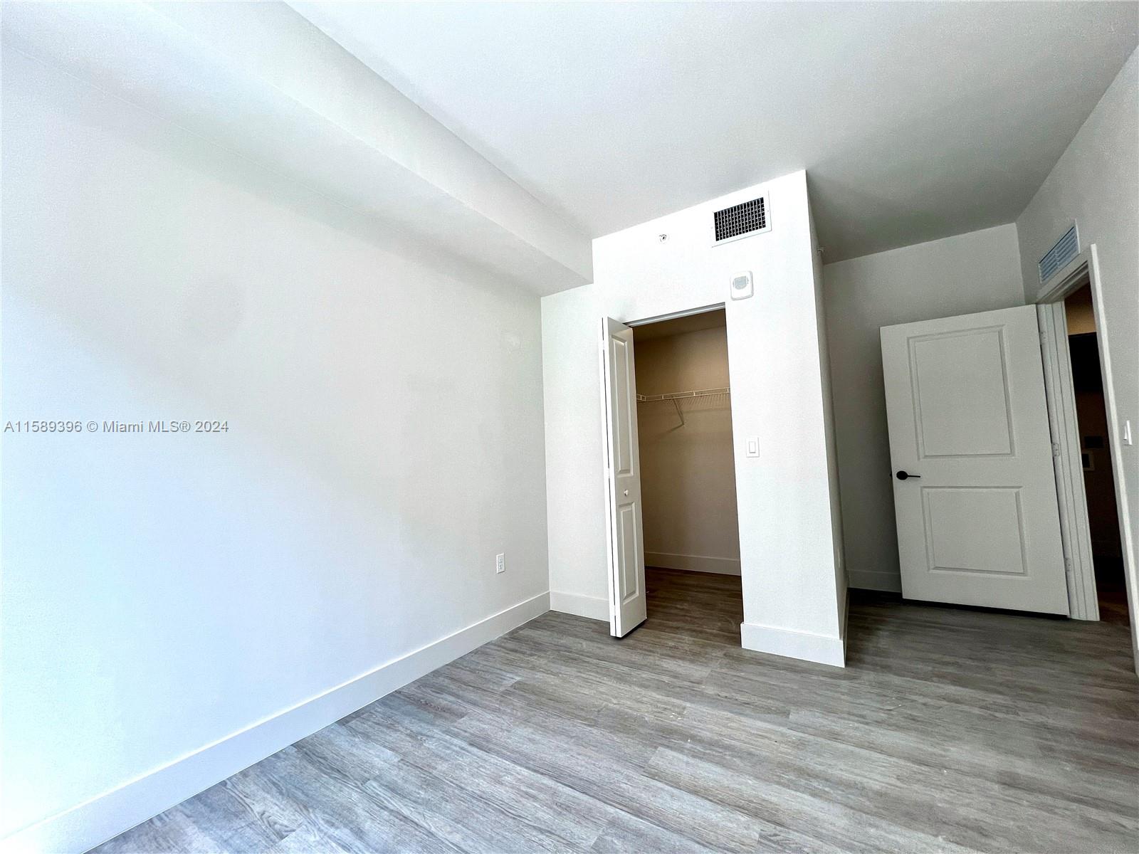 18412 Homestead Ave # 506