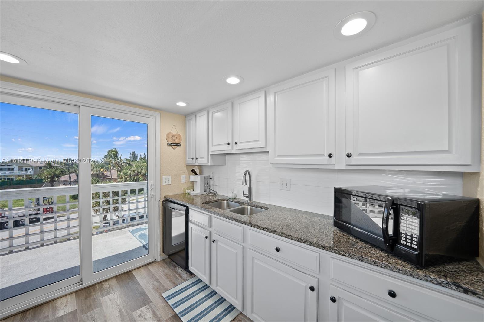 5255 Highway A1A