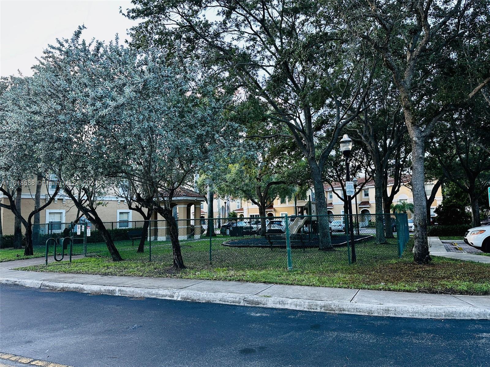 3105 SW 128th Ave # 113