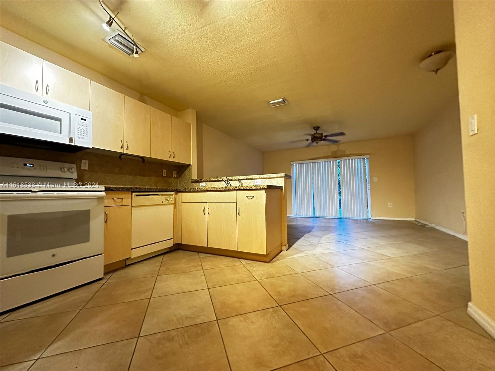 3105 SW 128th Ave # 113