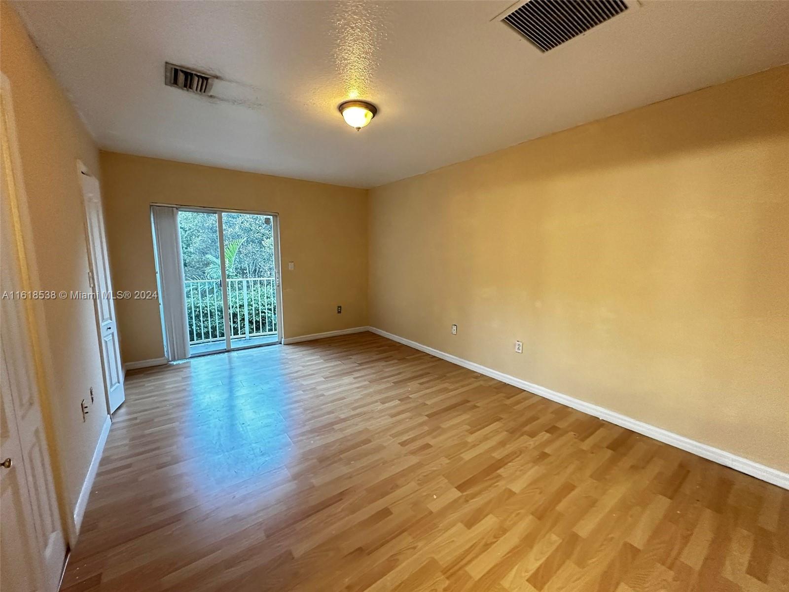 3105 SW 128th Ave # 113