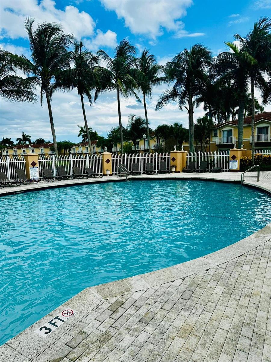 3105 SW 128th Ave # 113