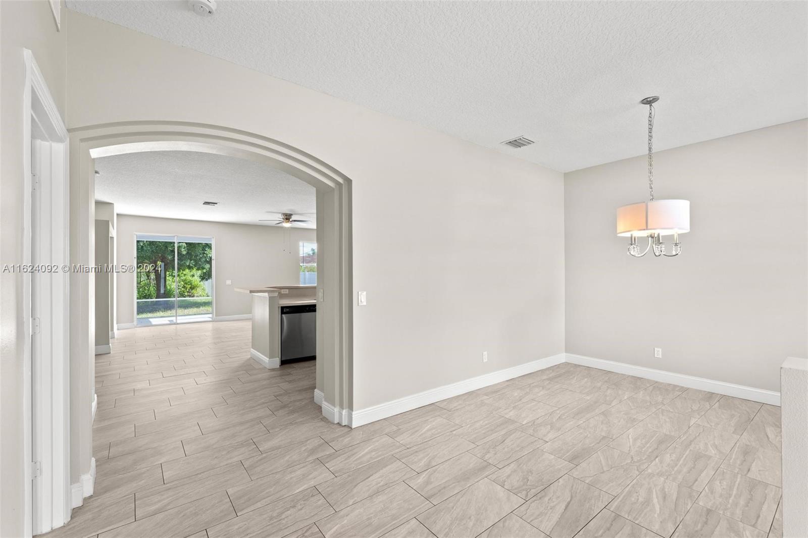 731 NW Treemont Ave, Port St. Lucie