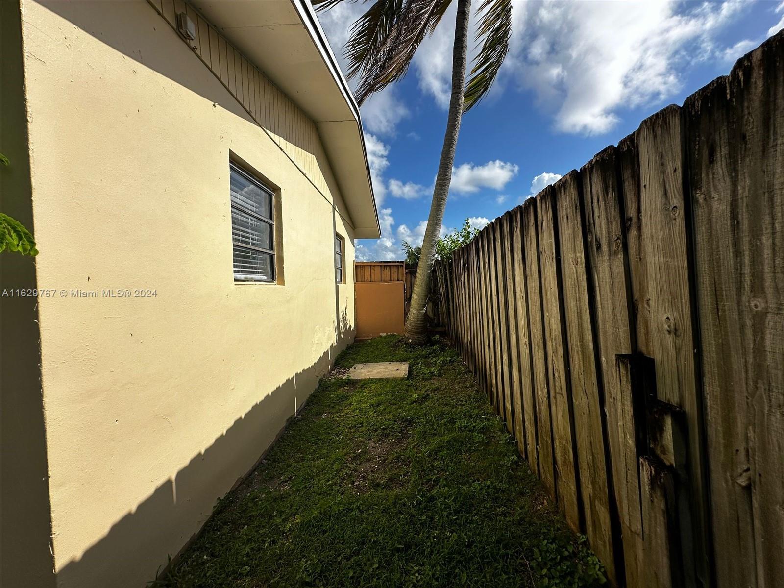 11840 SW 175th Ter # 11840