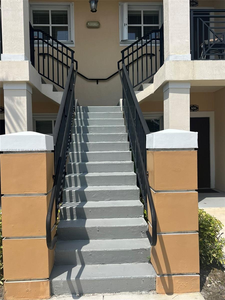 3423 W 80th St # 205