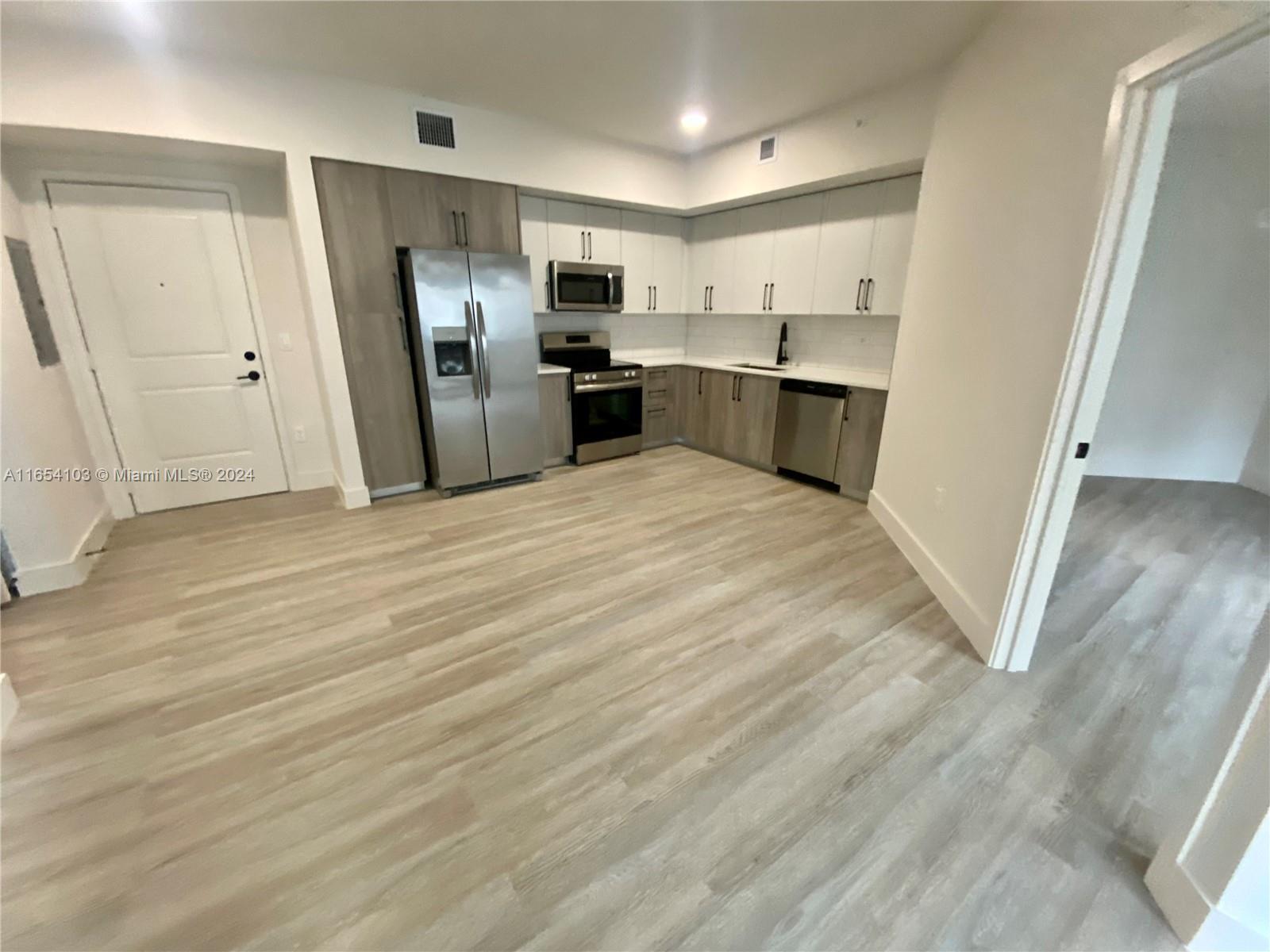 18412 Homestead Ave # 219