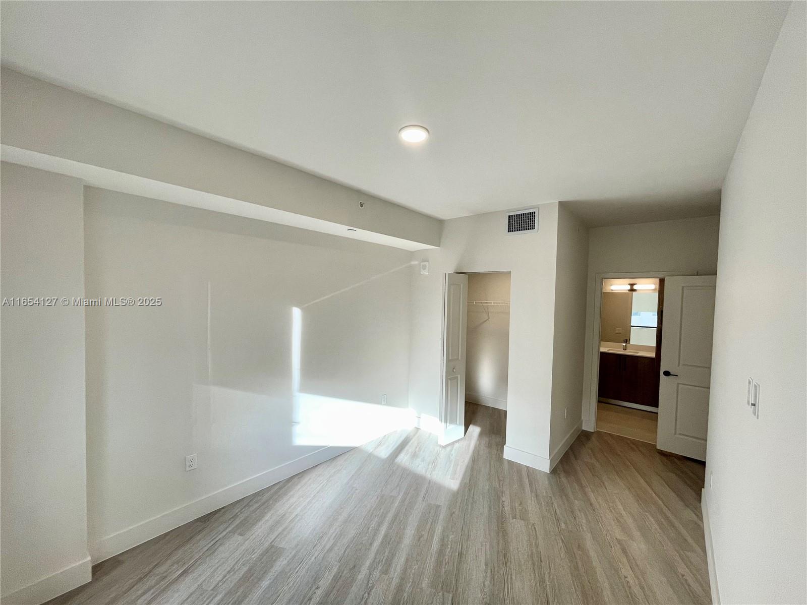 18412 Homestead Ave # 727