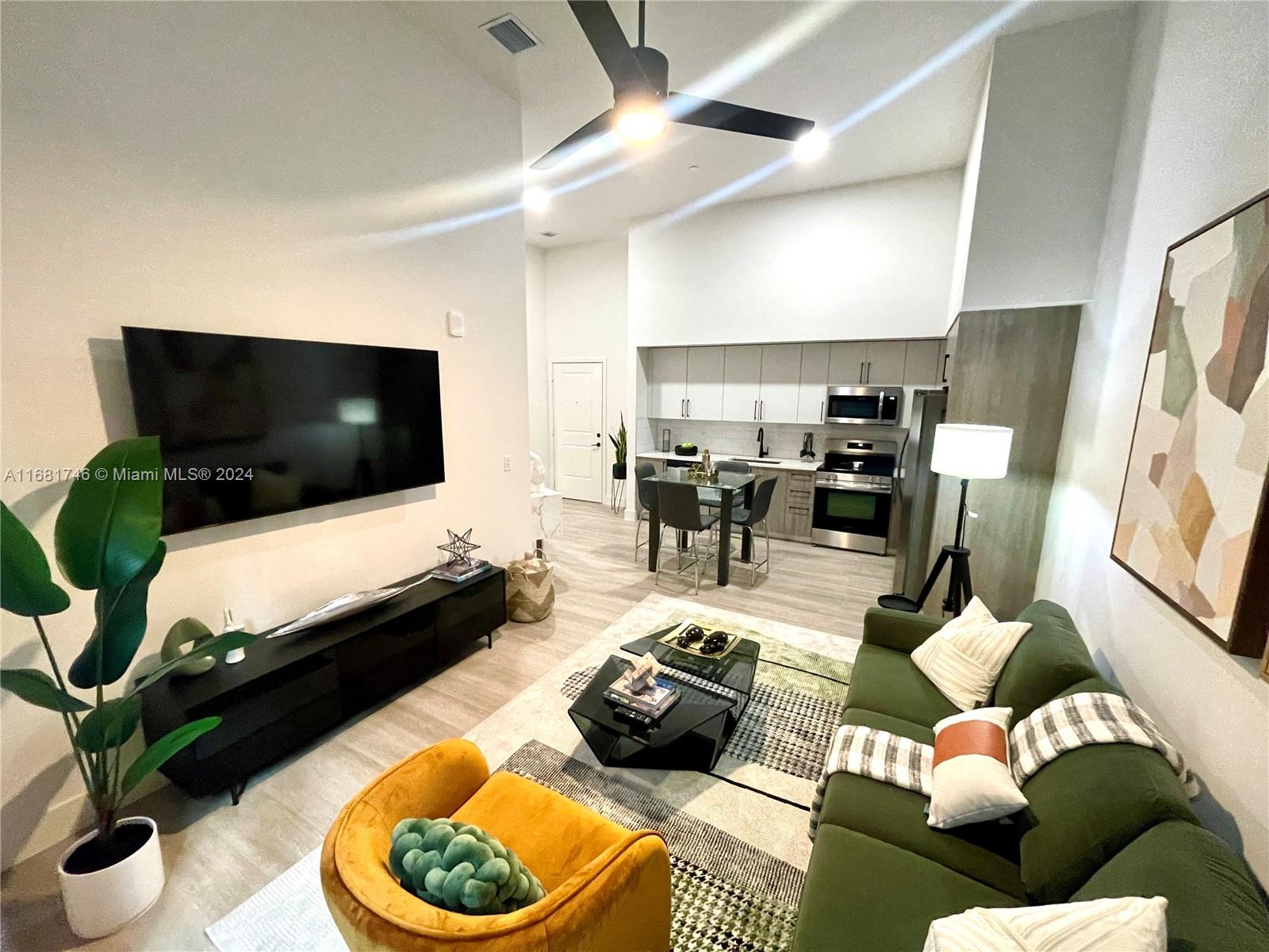 18412 Homestead Ave # 427