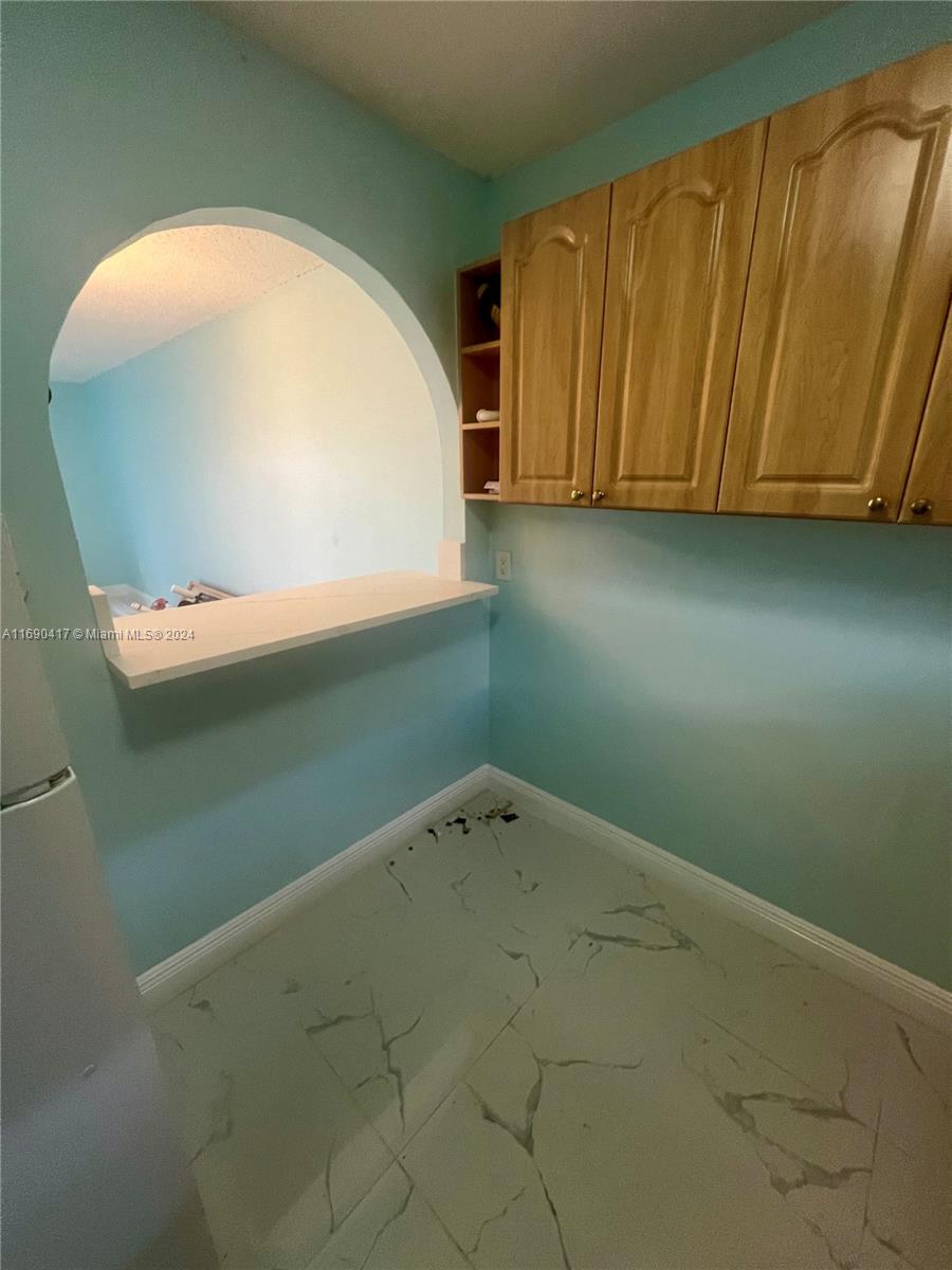 6100 Forest Hill Blvd # 205