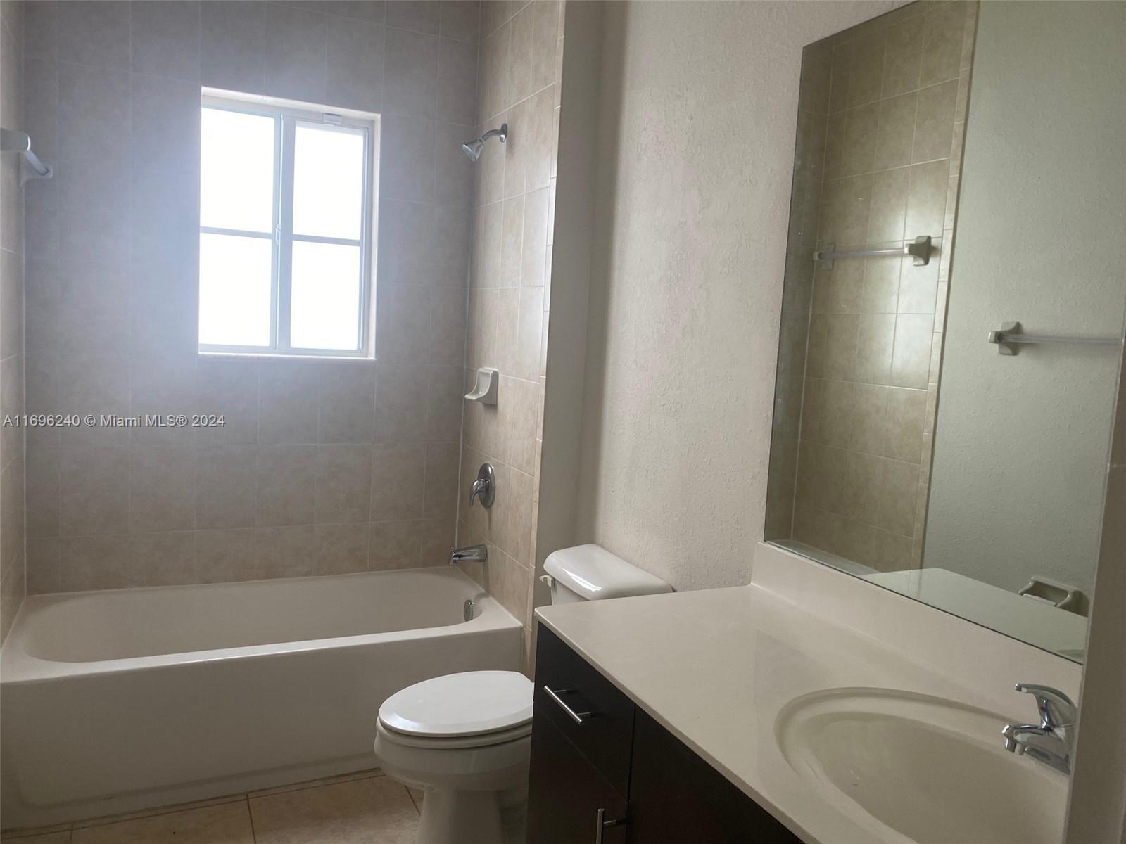 3421 W 80th St # 201