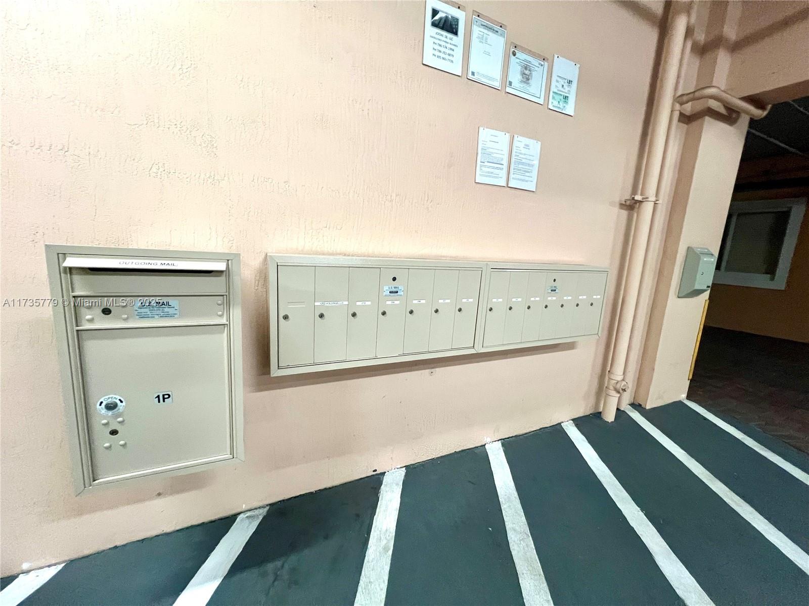 1253 SW 2nd St # 203