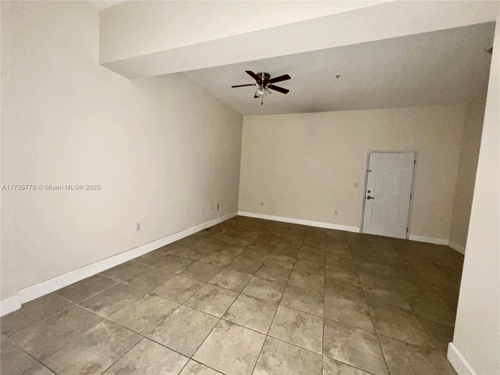 1253 SW 2nd St # 203