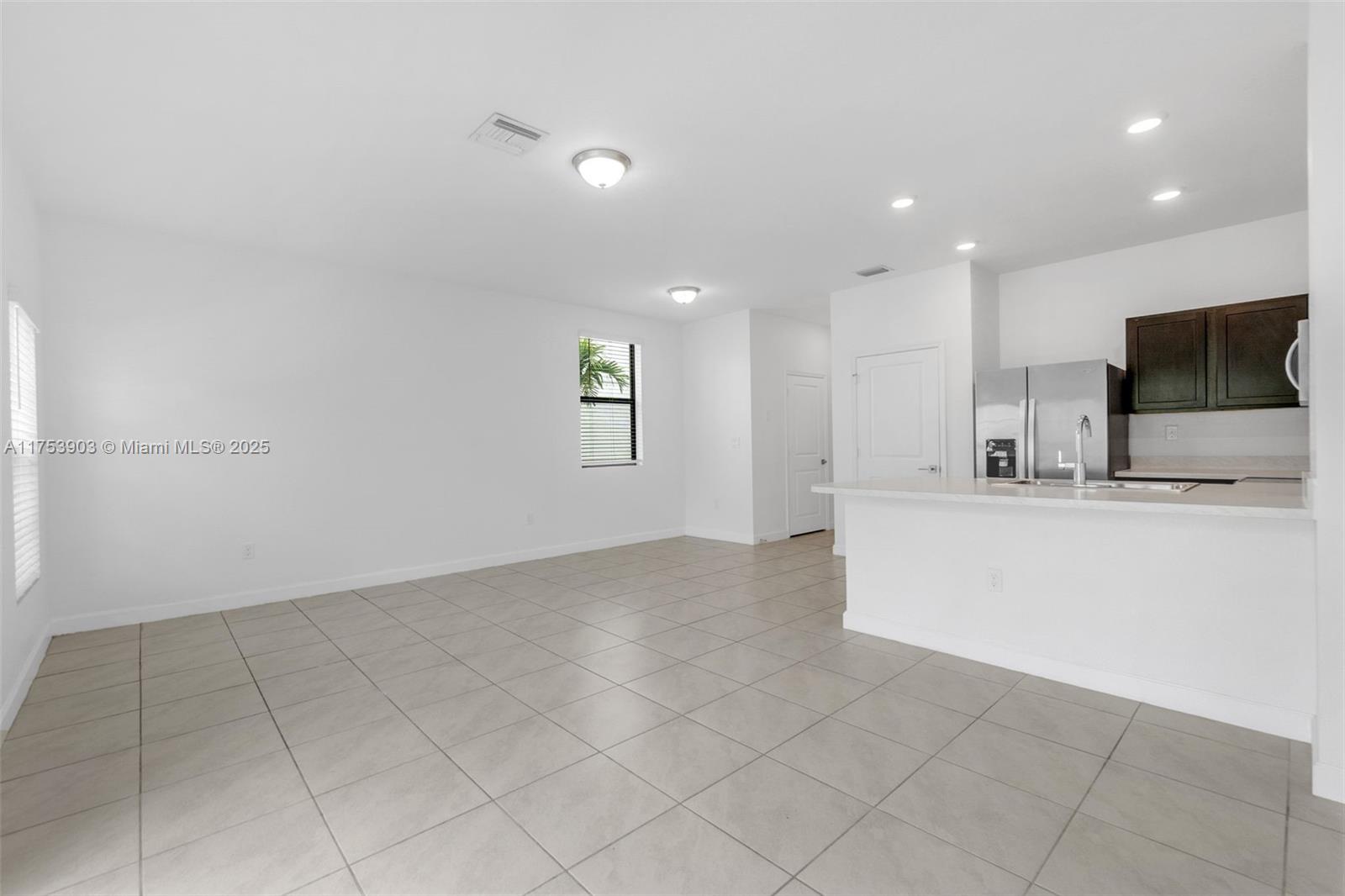 1150 SW 6th Ct