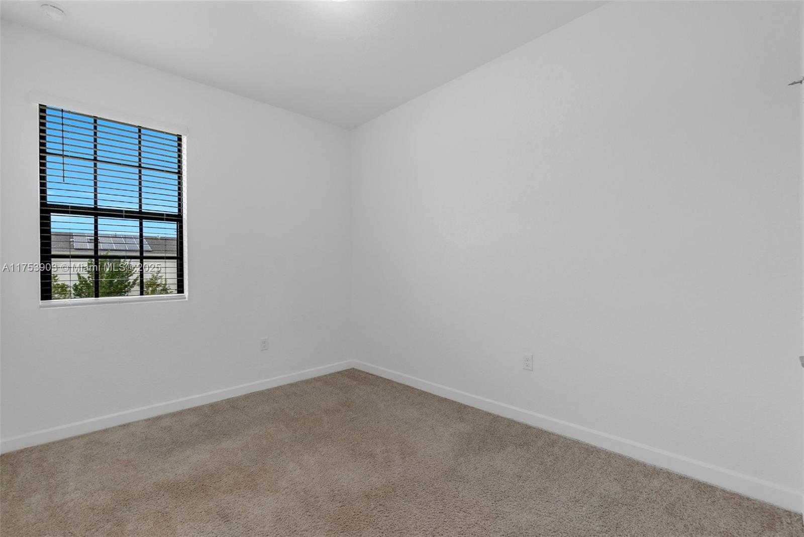 1150 SW 6th Ct