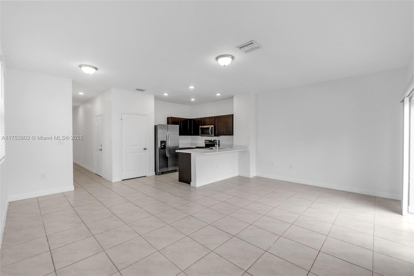 1150 SW 6th Ct